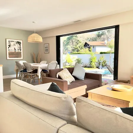 Sublime Maison De Piscine Au Coeur Des Pins, Proche Holiday home